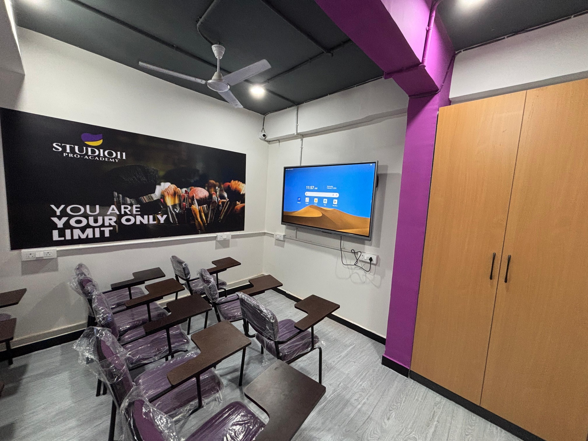 Studio11 Pro Academy — KPHB — academy